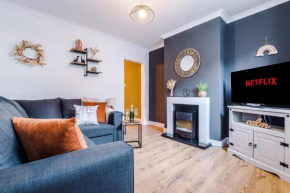 Stylish 2-Bed City-Centre Home in Chester by 53 Degrees Property - Ideal for Couples & Groups - Sleeps 6